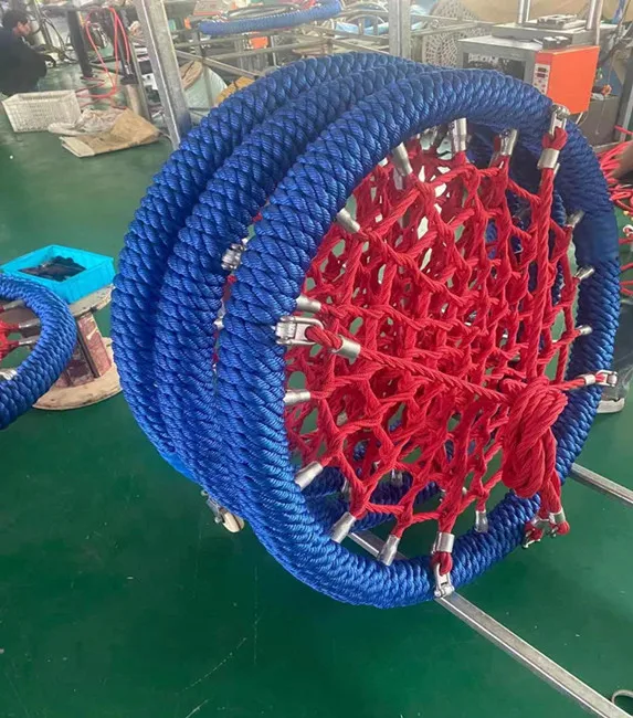 Blue/Red Playground Nest Swing - Kids Outdoor Nest Swing recensione e prezzo