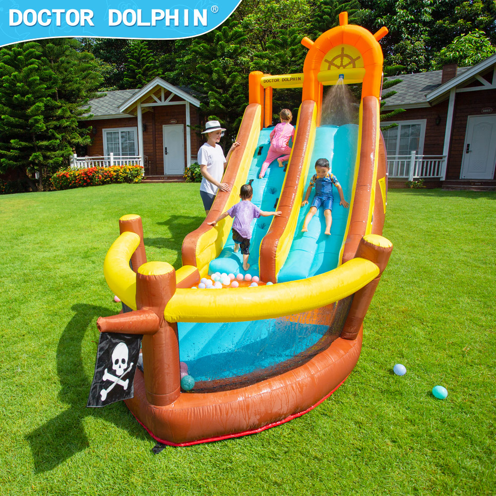 Doctor Dolphin Pirate Ship Out - Kids Outdoor Bounce House recensione e prezzo