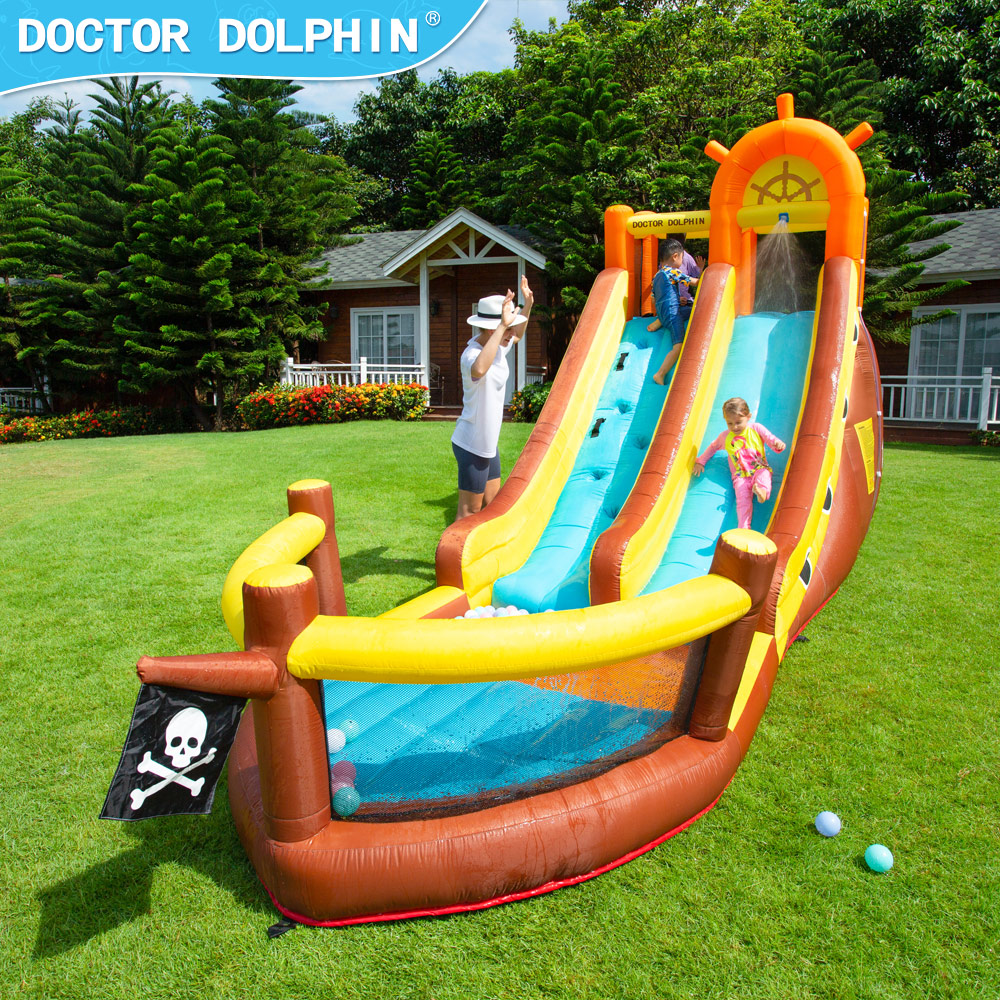 Doctor Dolphin Pirate Ship Out - Kids Outdoor Bounce House recensione e prezzo