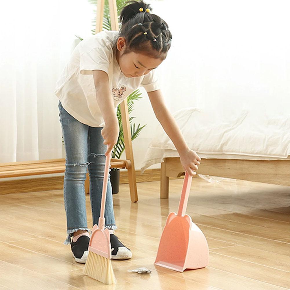 Mini Children Broom and Dustpa - Kids Outdoor Broom recensione e prezzo