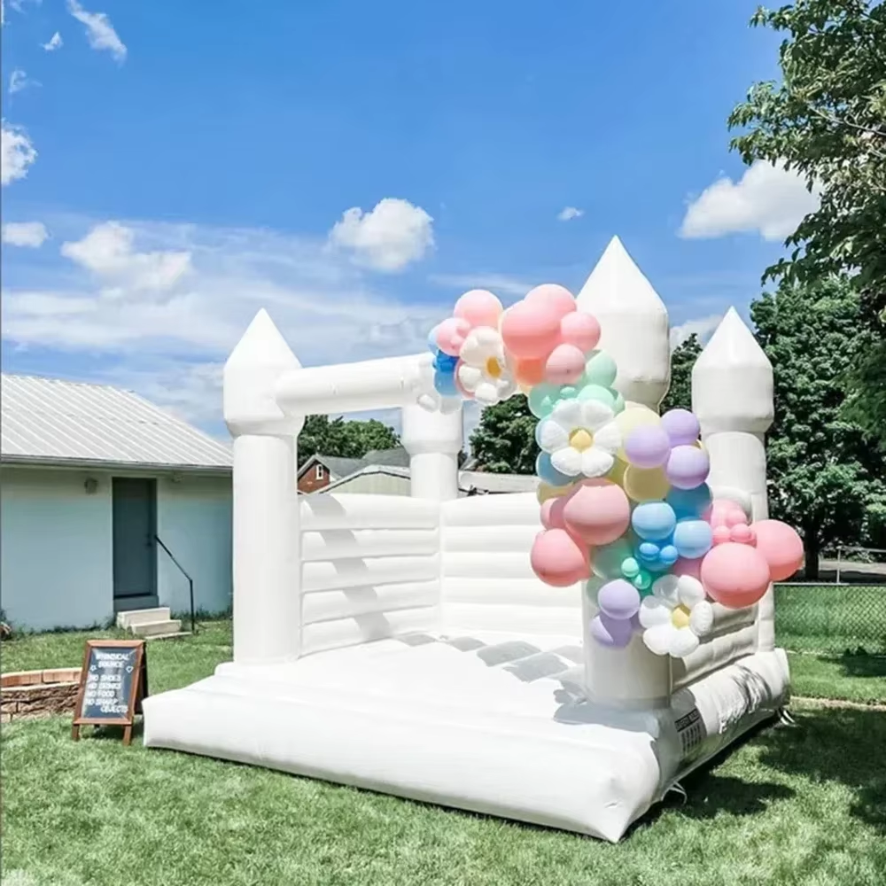 White Inflatable Bounce House  - Kids Outdoor Bounce House recensione e prezzo